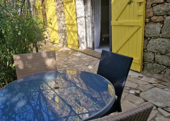 Le Vieux Moulin